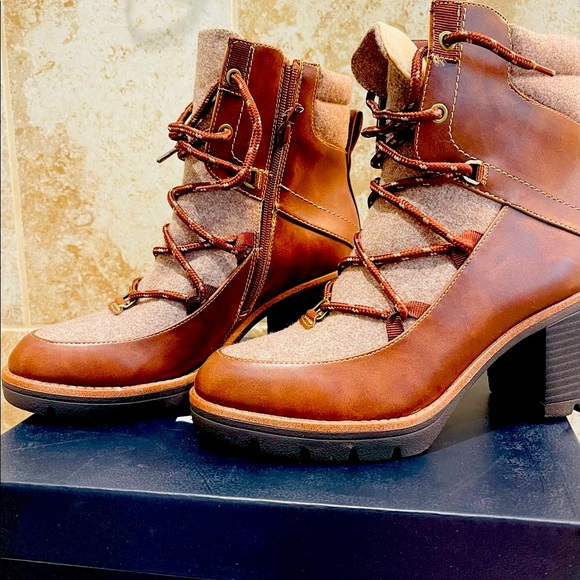 Maddie Boot - Picture 4 of 7